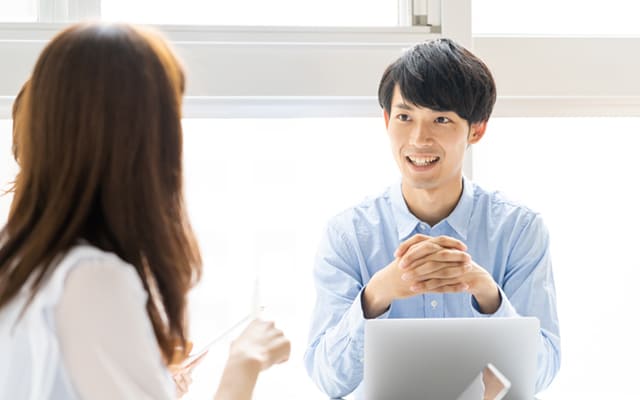 KBCスタッフたちと、チームとして再就職に挑む1年間